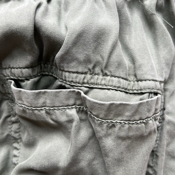 SO Green High Rise Dress Joggers - Picture 7 of 10